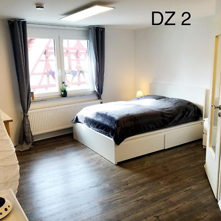 Lisas Gaestehaus Neckartenzlingen Zewnętrze zdjęcie