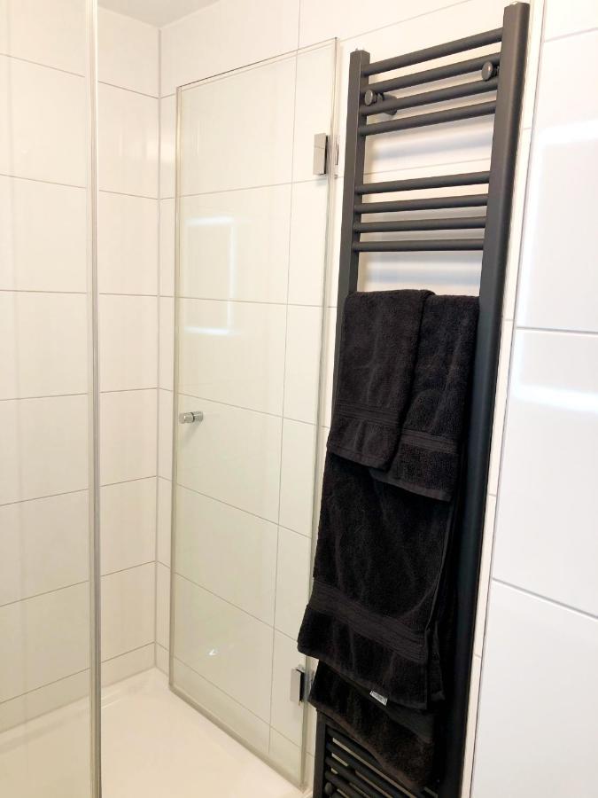 Lisas Gaestehaus Neckartenzlingen Zewnętrze zdjęcie
